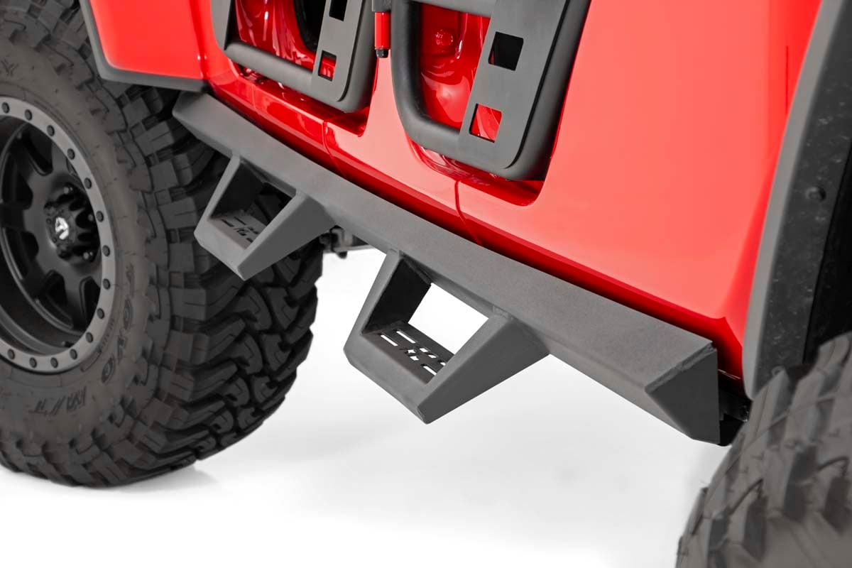 Jeep Gladiator Contoured Drop Steps - Wheel-to-Wheel - Rough Country - Drop Step Design - Textured Black - '20-'25
